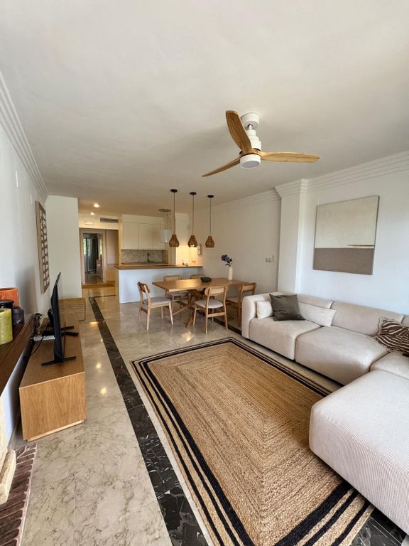 Property photo 1 of 18 Photo 0