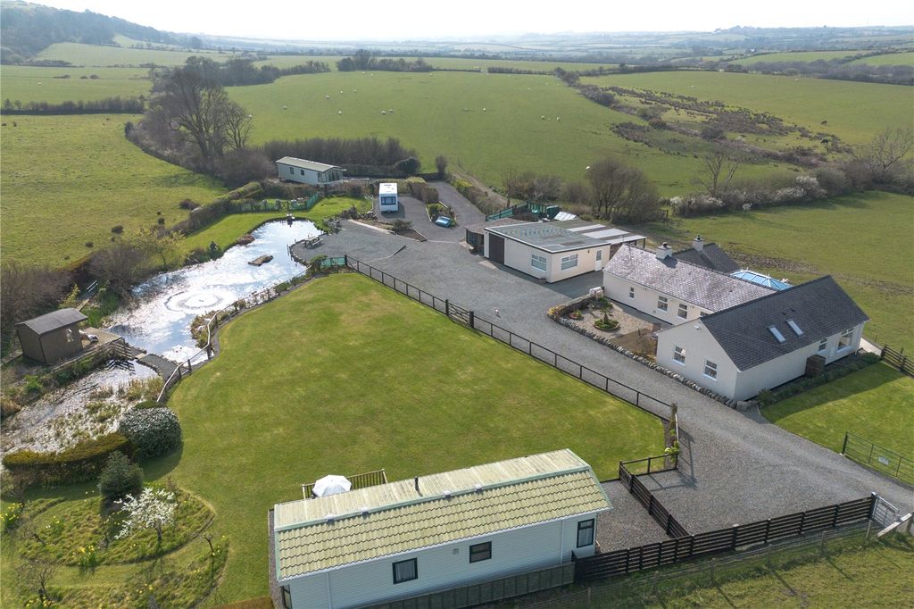 Property photo 3 of 34 Picture No. 42