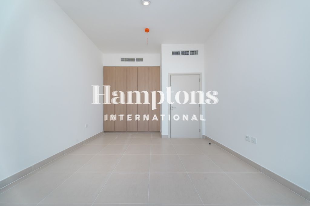 Property photo 1 of 17 Media 5