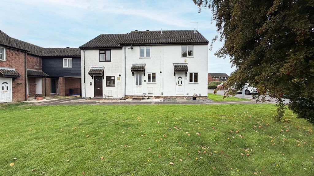 Property photo 1 of 7 Front (Exterior)