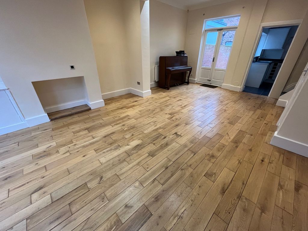 Property photo 3 of 10 Arn 8