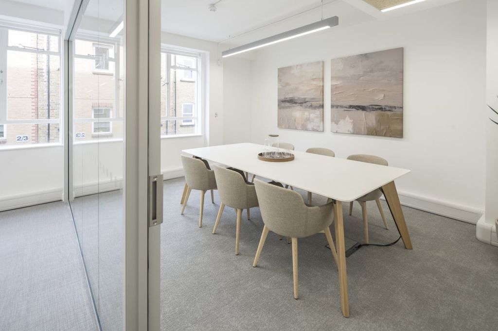 Property photo 2 of 11