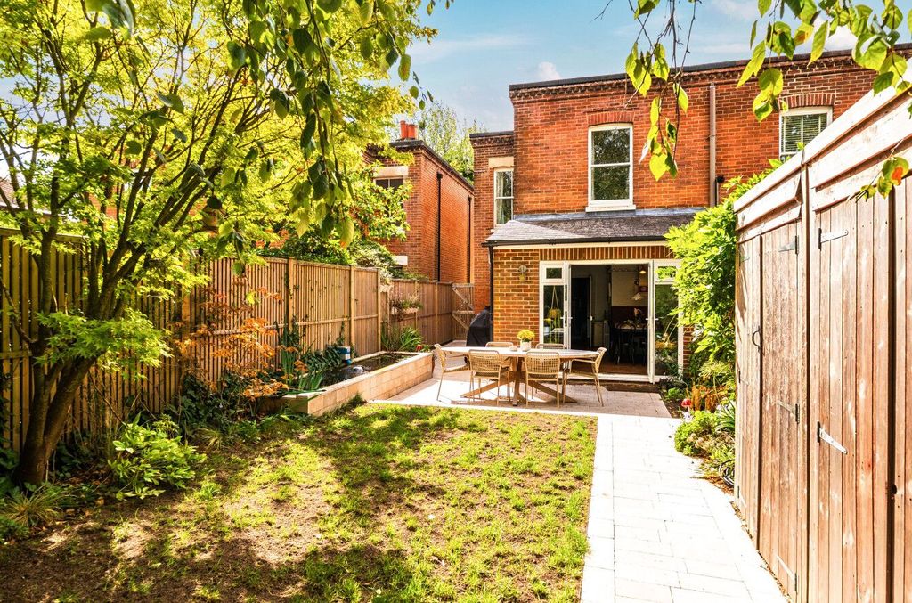 Property photo 3 of 17