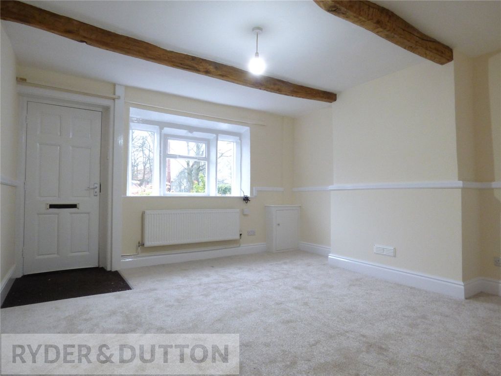 Property photo 2 of 15 Lounge