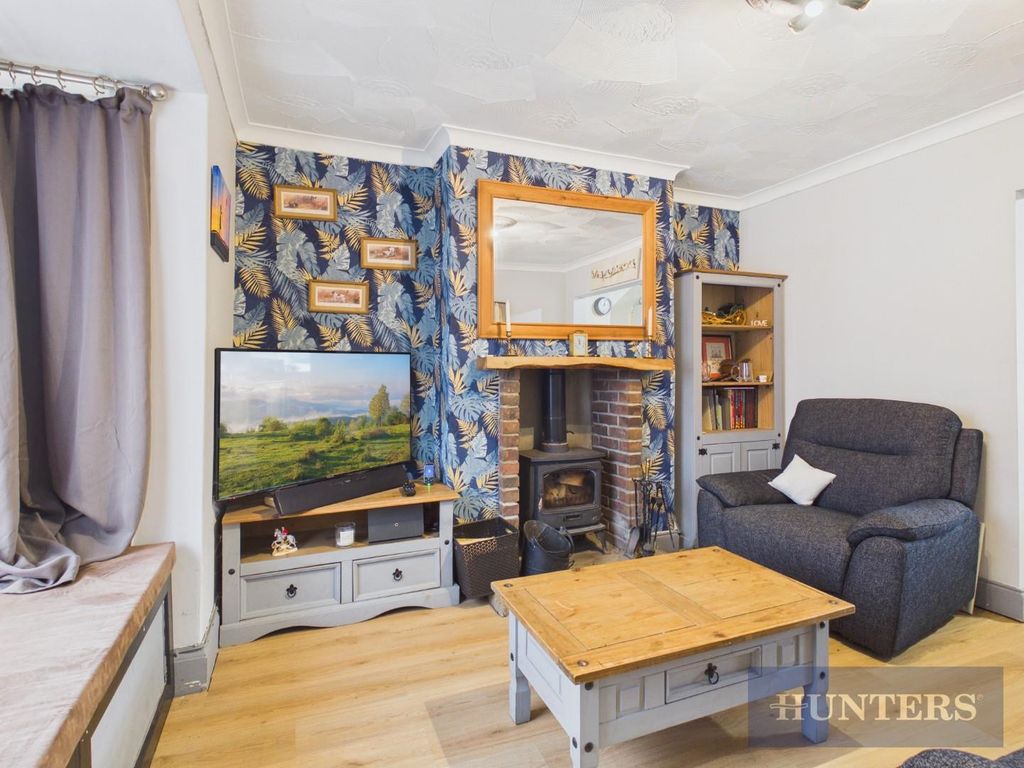 Property photo 2 of 17 Cam05316G0-Pr0326-Still005.Jpg