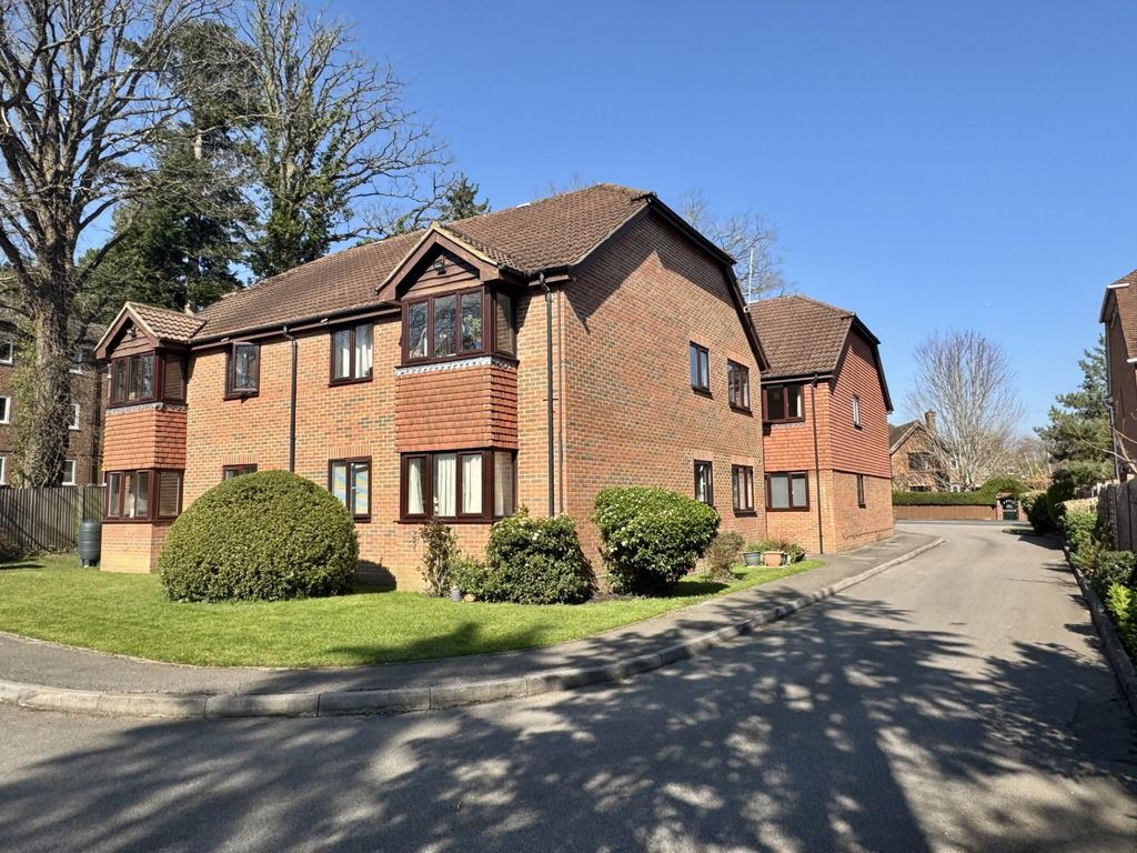 Property photo 1 of 7