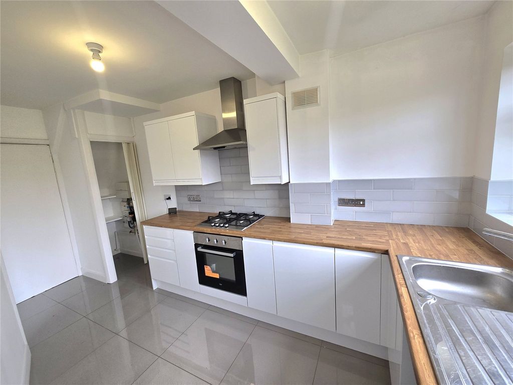 Property photo 2 of 13 Picture No. 08