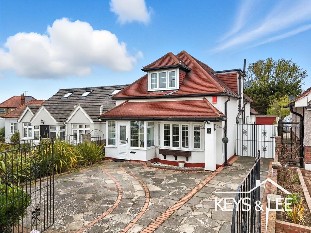 Property photo 1 of 14 4574781