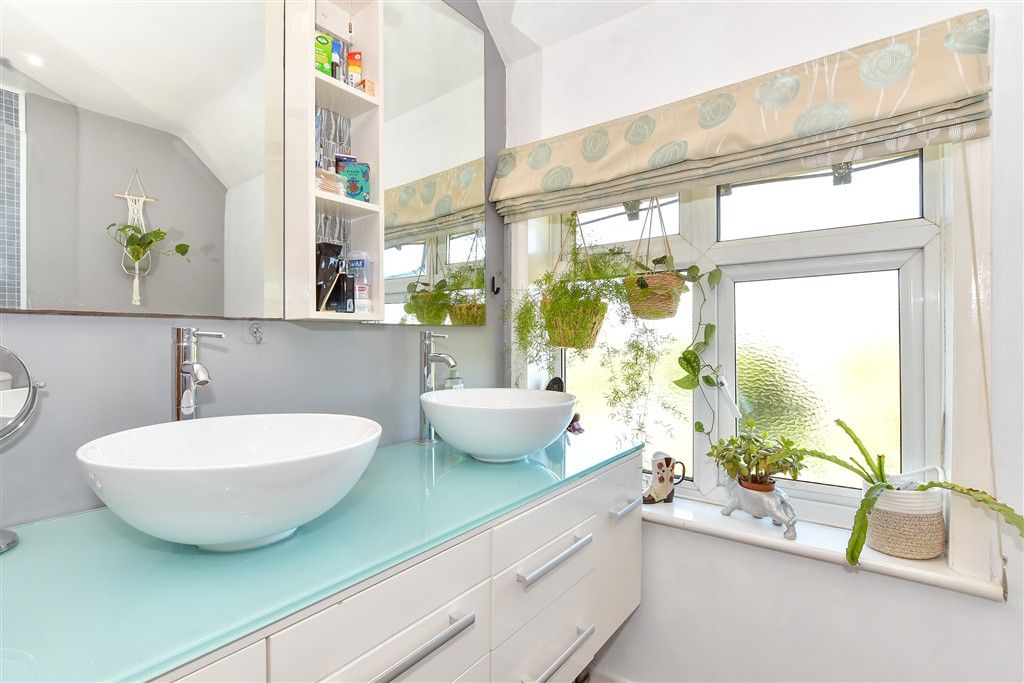 Property photo 3 of 19 Internal Lifestyle Photograph
