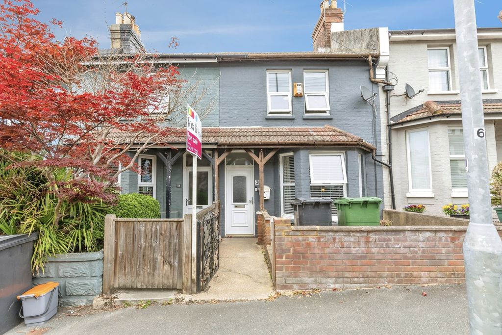 Property photo 1 of 24