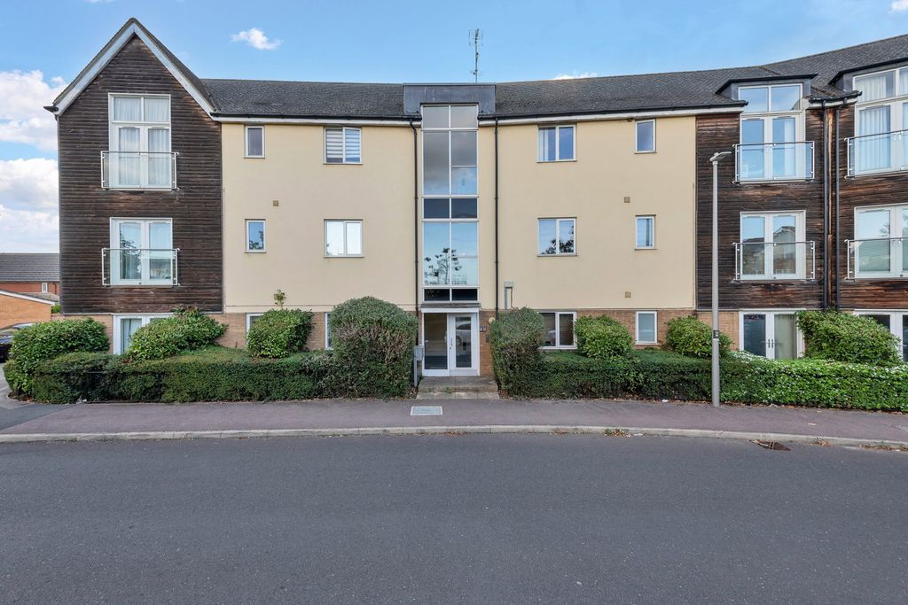 Property photo 2 of 13
