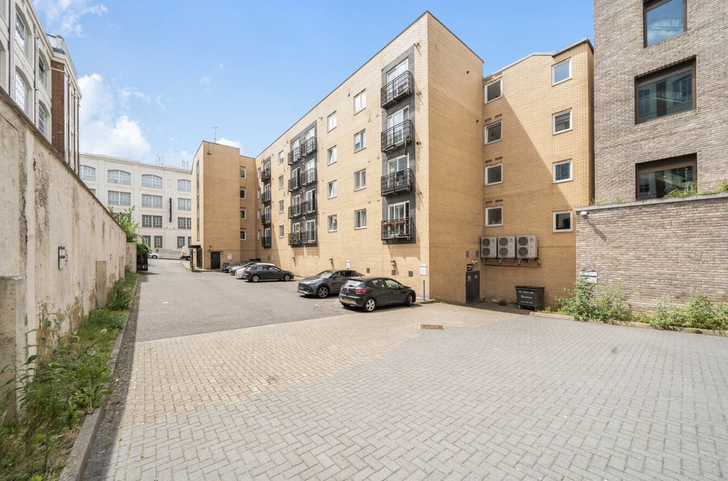 Property photo 3 of 17 1477430-15-6A2Fe9...