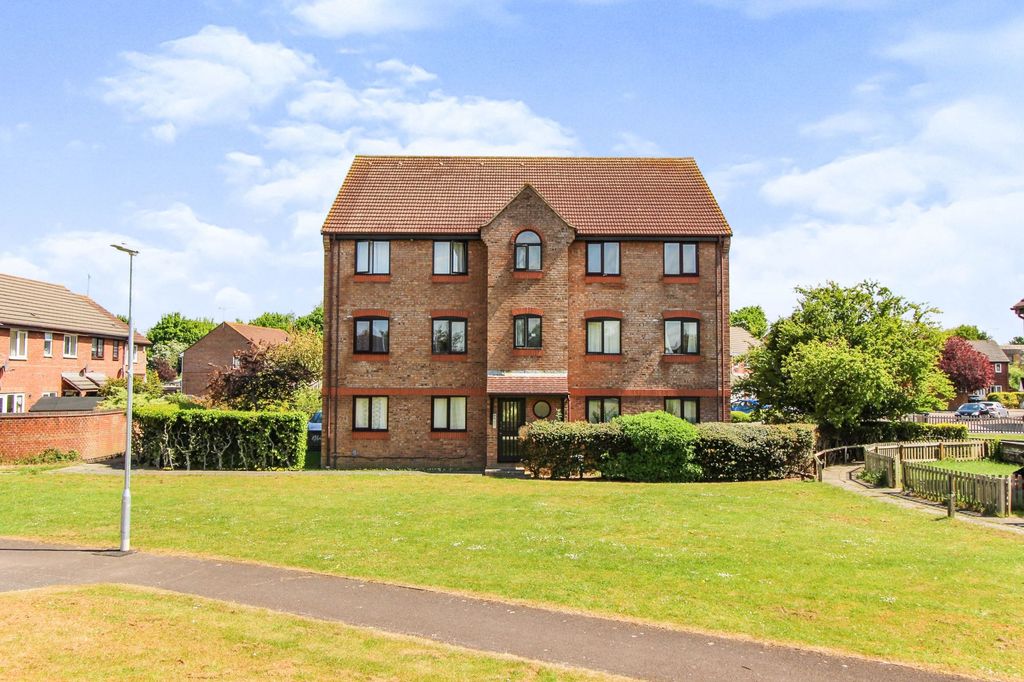 Property photo 1 of 9