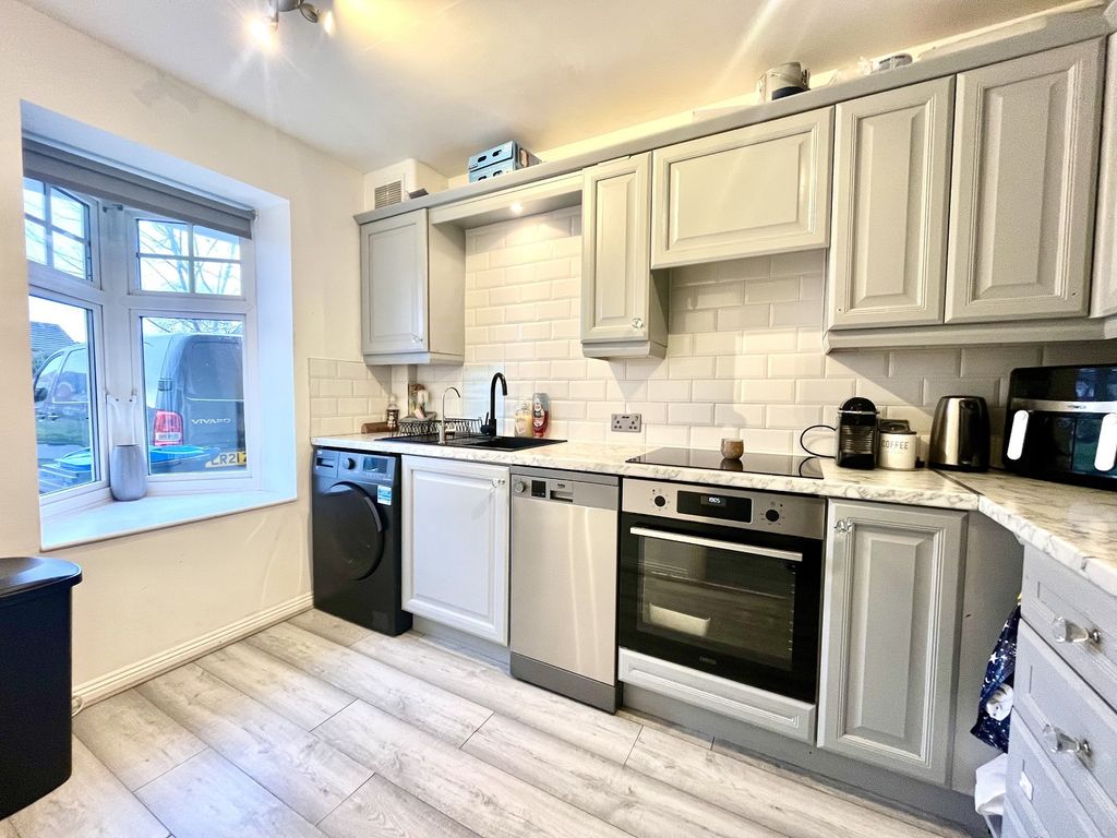 Property photo 3 of 9 Not Specified