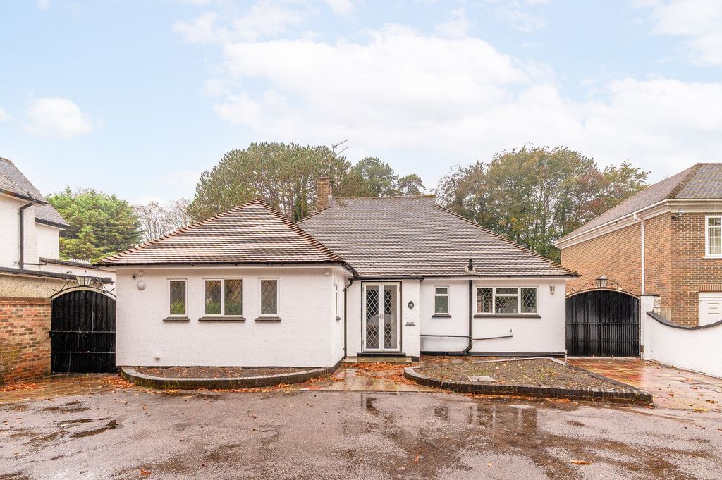 Property photo 1 of 21