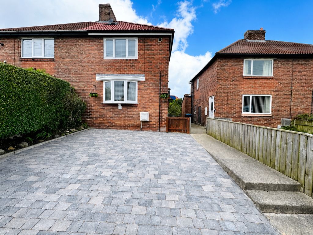 Property photo 2 of 23 0D73469F-5Cf0-4E6B-A4Ed-4BA00C06Bc17