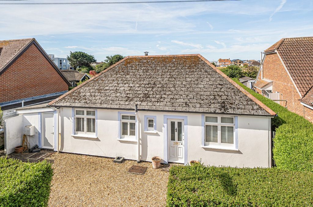 Property photo 1 of 30