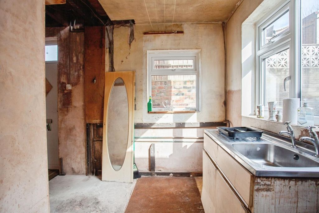 Property photo 2 of 28 Img_4928.Jpg