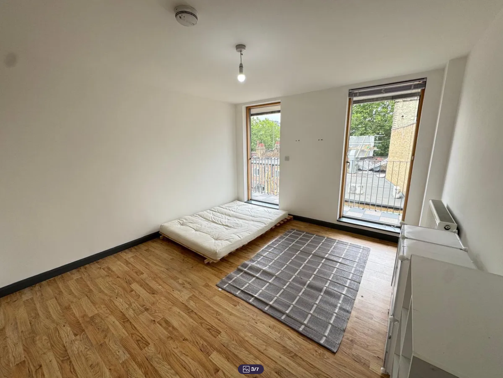 Property photo 3 of 7