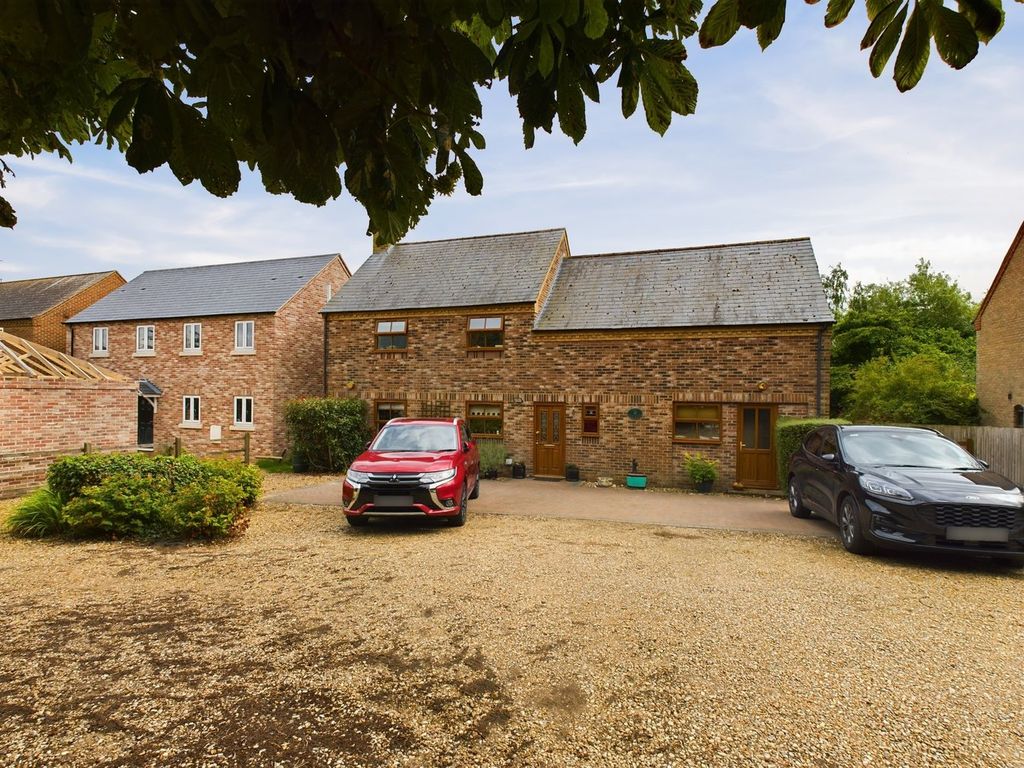 Property photo 1 of 33