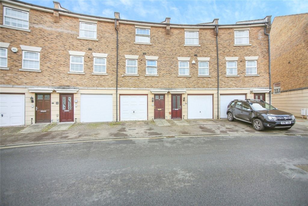 Property photo 2 of 17 Picture No. 27