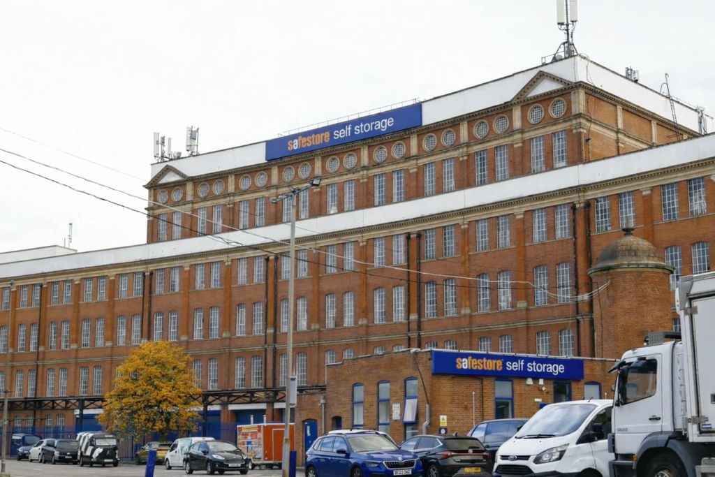 Property photo 1 of 6 Chatgpt Image Jan 12, 2026, 04_29_01 Pm.Png