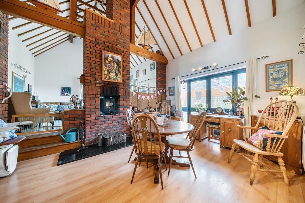 Property photo 2 of 25 Living Area