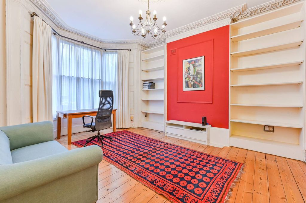 Property photo 1 of 7