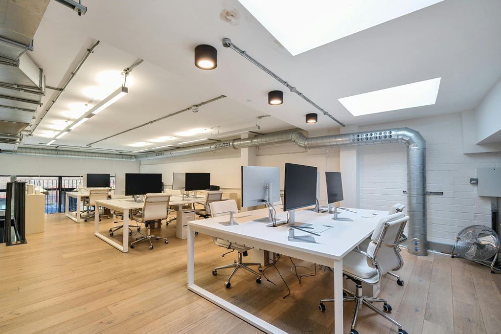 Property photo 3 of 36 1425854-24-69B29107d26Be-Arw-1.Jpg