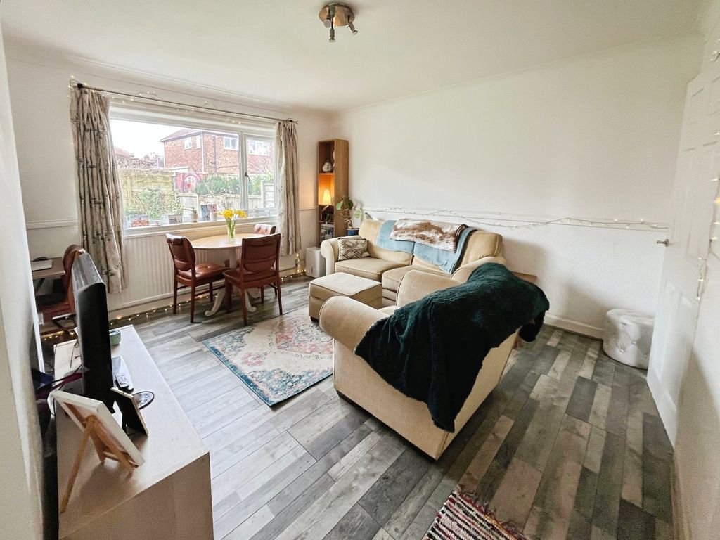 Property photo 2 of 14 Picture 2