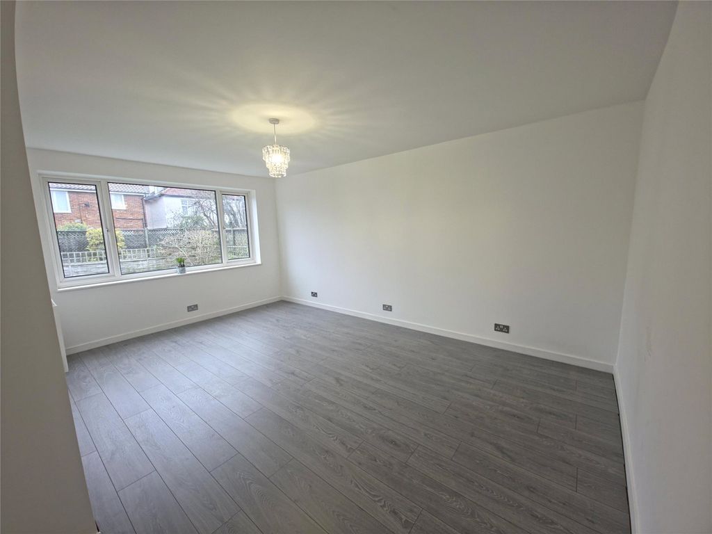 Property photo 2 of 10 Picture No. 48