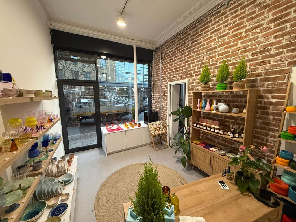 Property photo 3 of 4