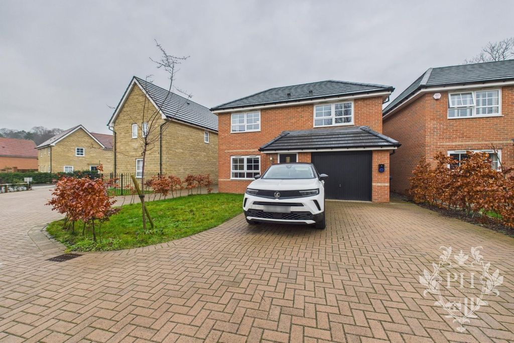 Property photo 1 of 18 Cam02002G0-Pr0239-Still021.Jpg