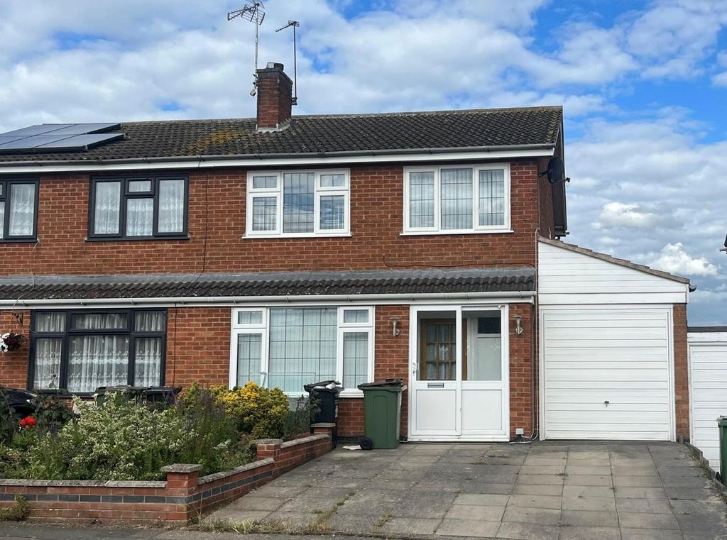 Property photo 1 of 10 External