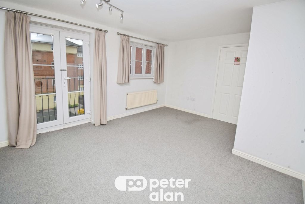 Property photo 3 of 9 Image