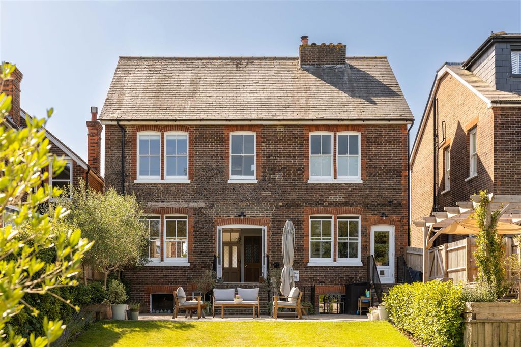 Additional image 19 of 5 bed detached house for saleCockshot Road, Reigate RH2