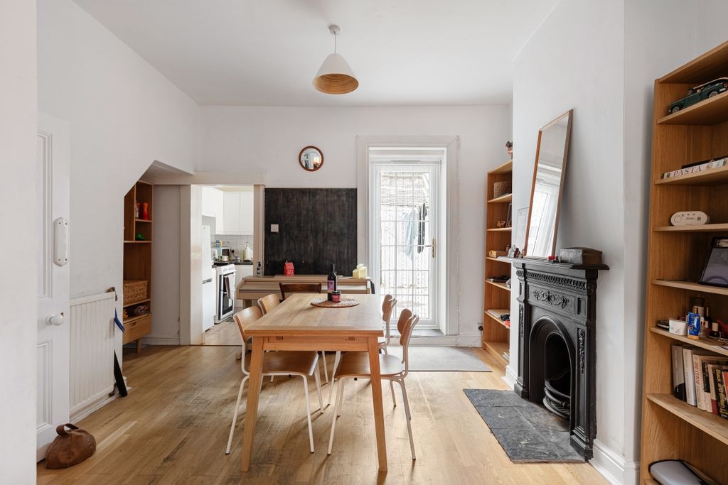 Property photo 3 of 11 094A7222