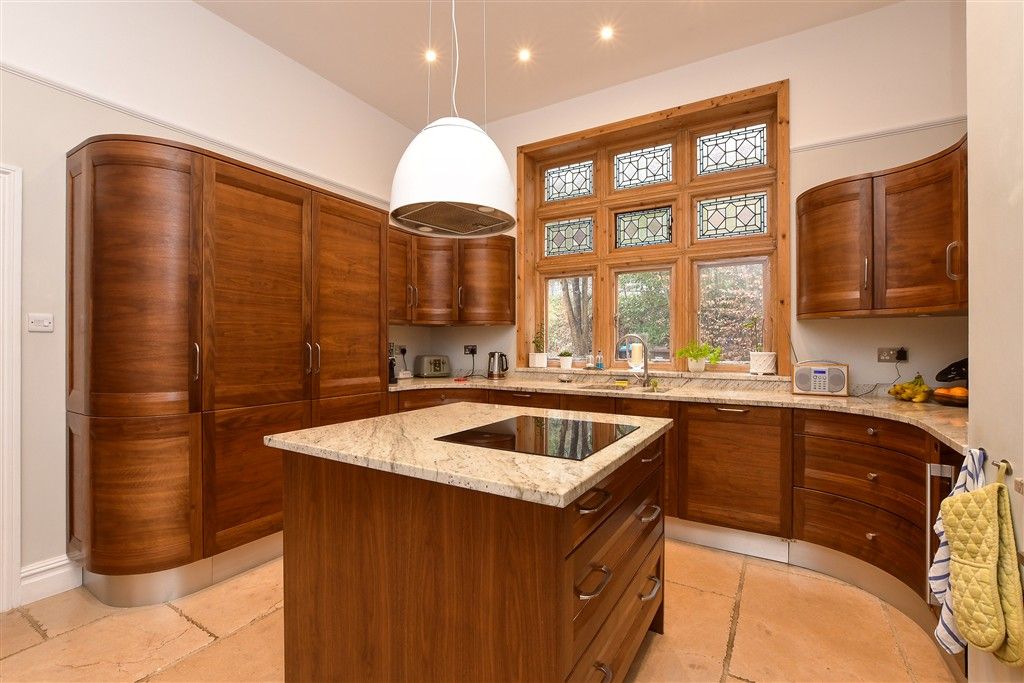 Property photo 1 of 17 Kitchen/Diner