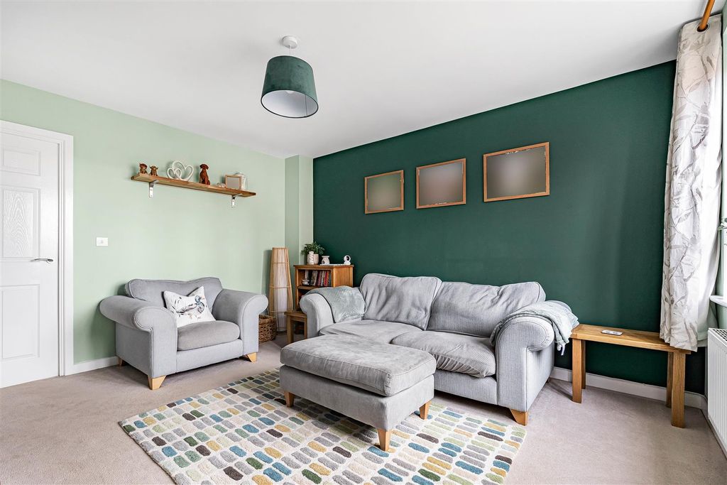 Property photo 3 of 17 20_68961.Jpg