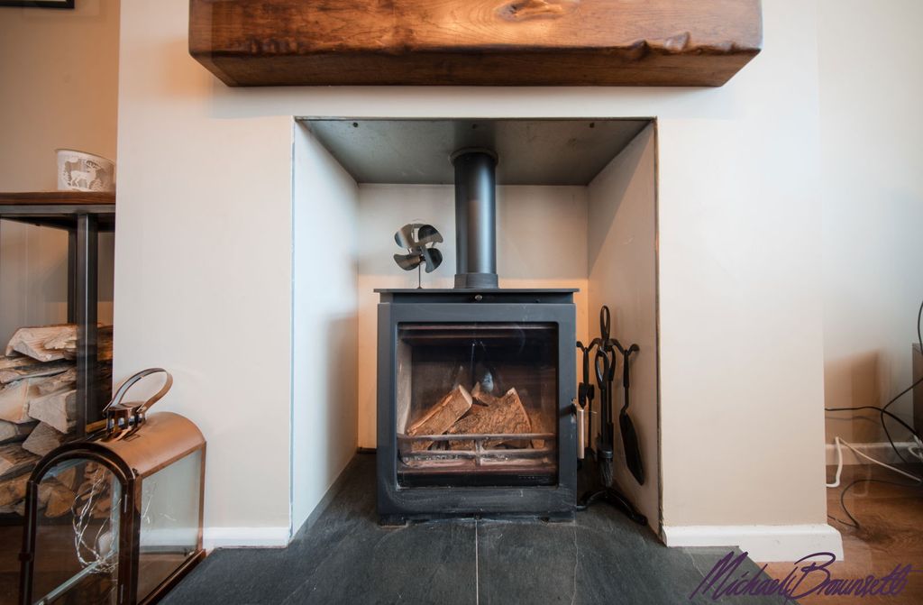 Property photo 3 of 21