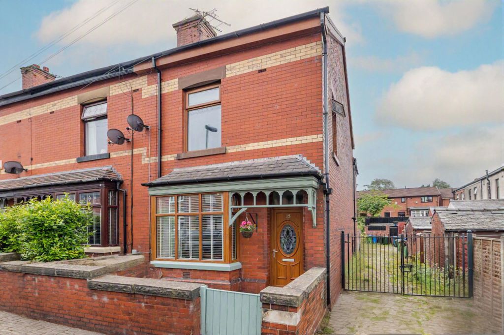 Property photo 1 of 23