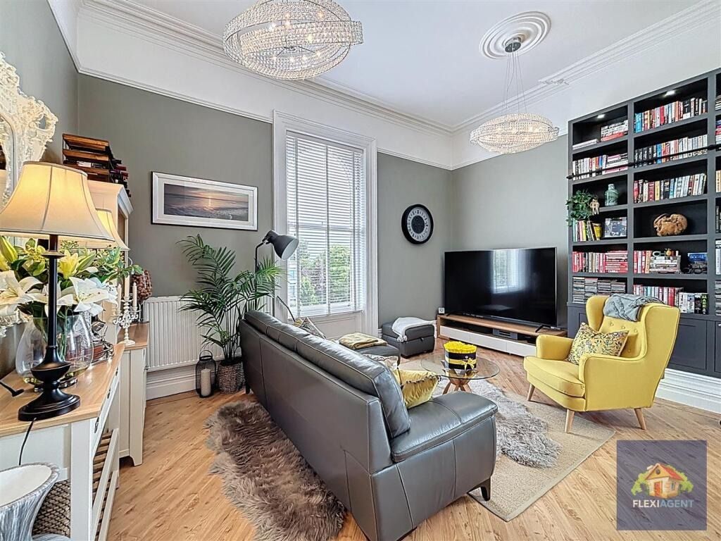 Property photo 3 of 22 4297384