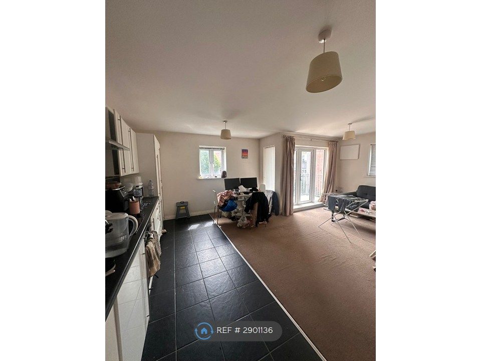 Property photo 1 of 11 Leaving Room - Kitchen Area