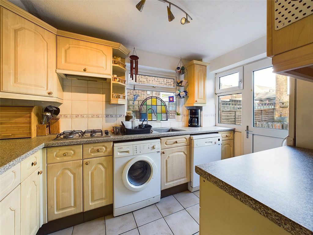 Property photo 2 of 12 Picture No. 05
