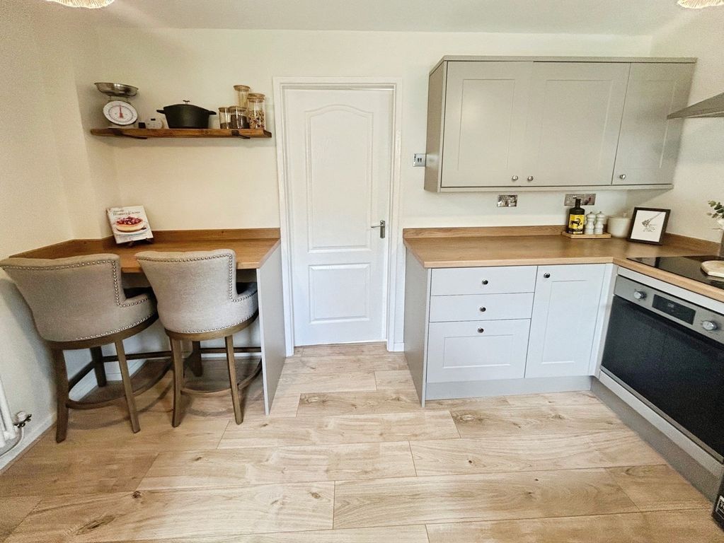Property photo 3 of 18 Kitchen/Dining Room