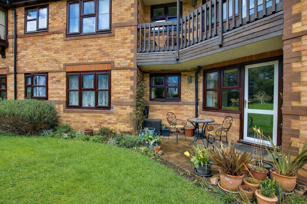 Property photo 1 of 15