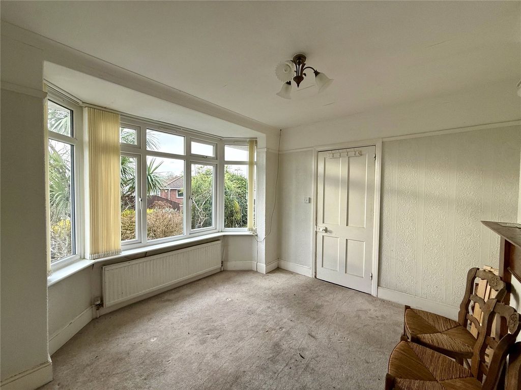 Property photo 2 of 17 Picture No. 44