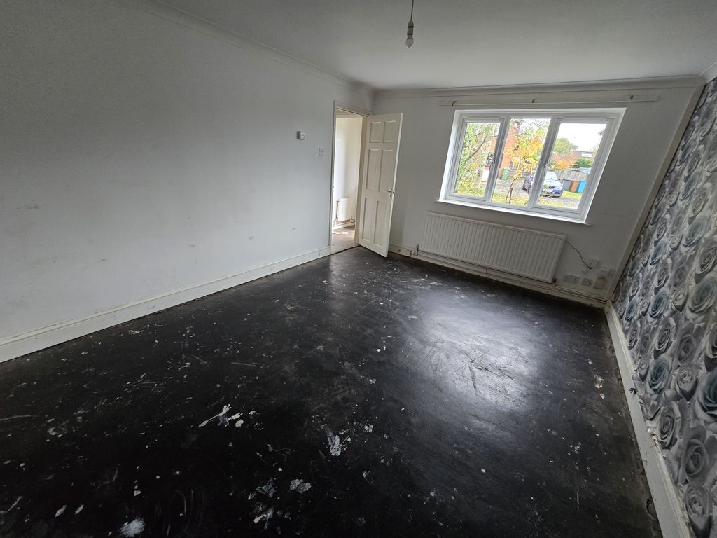 Property photo 2 of 10 20251105_142442.Jpg