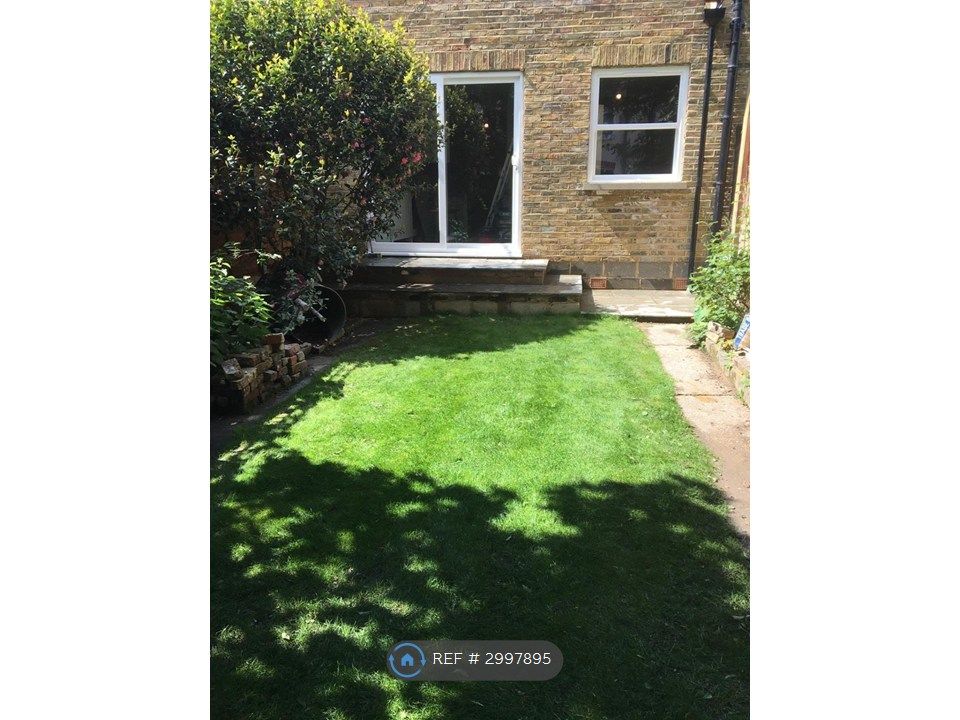 Property photo 3 of 6