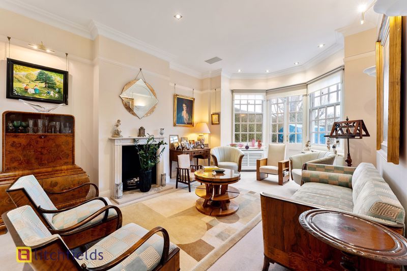 Property photo 2 of 17 Photo 16